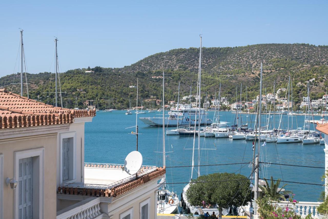 Neoclassical Manor House Poros Town Luaran gambar