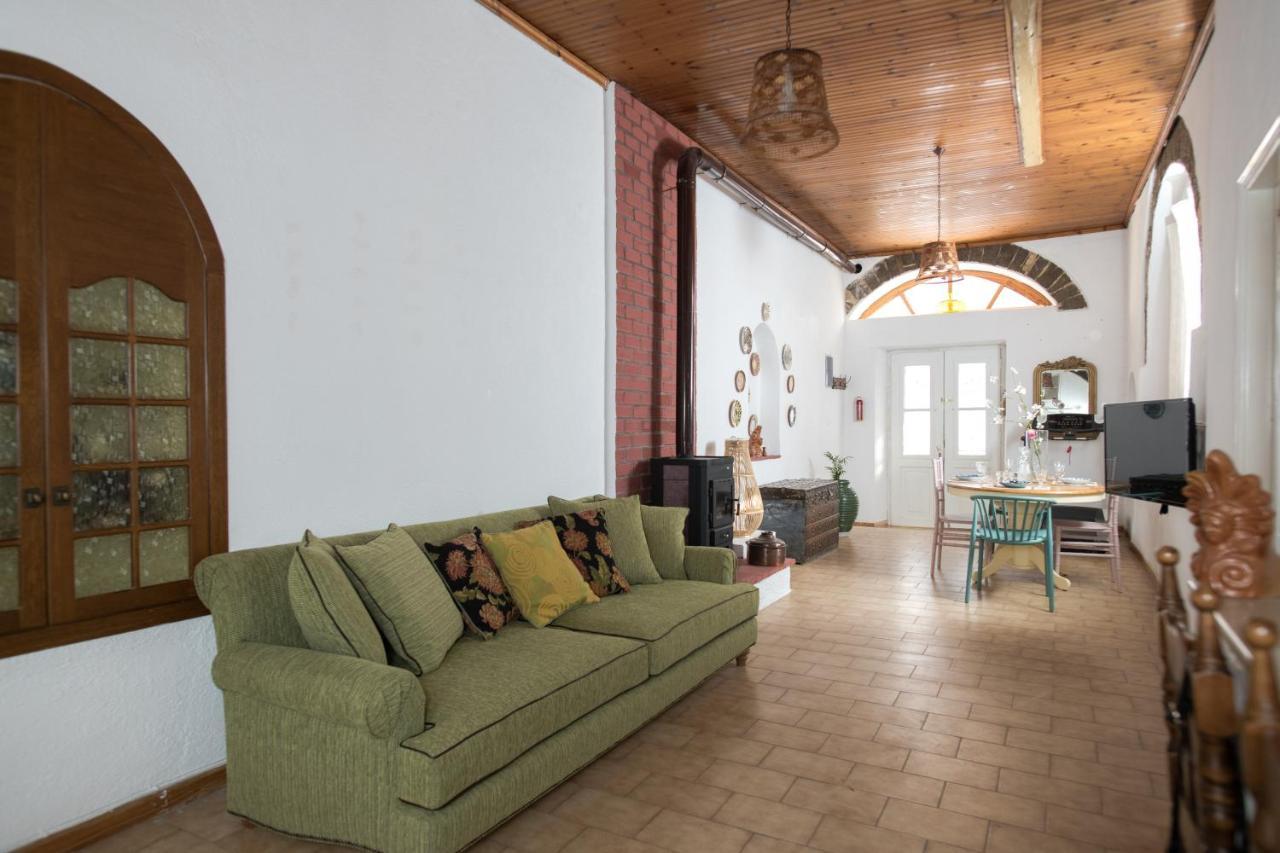 Neoclassical Manor House Poros Town Luaran gambar